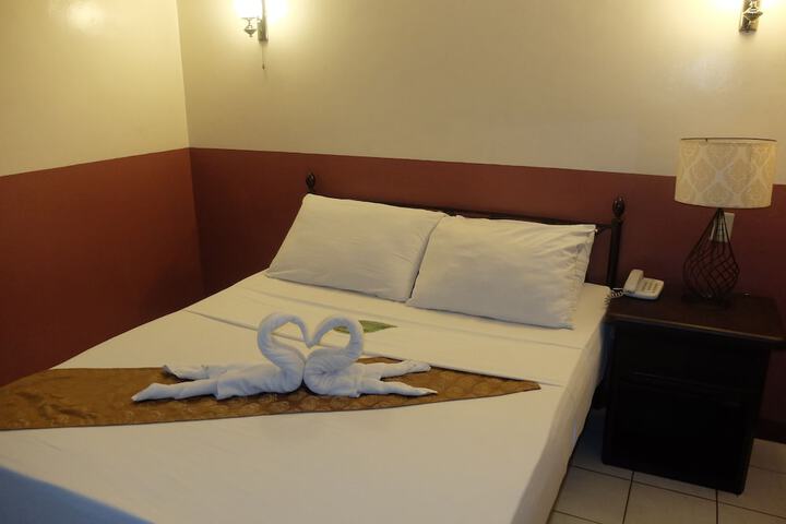 Room 16 of 114