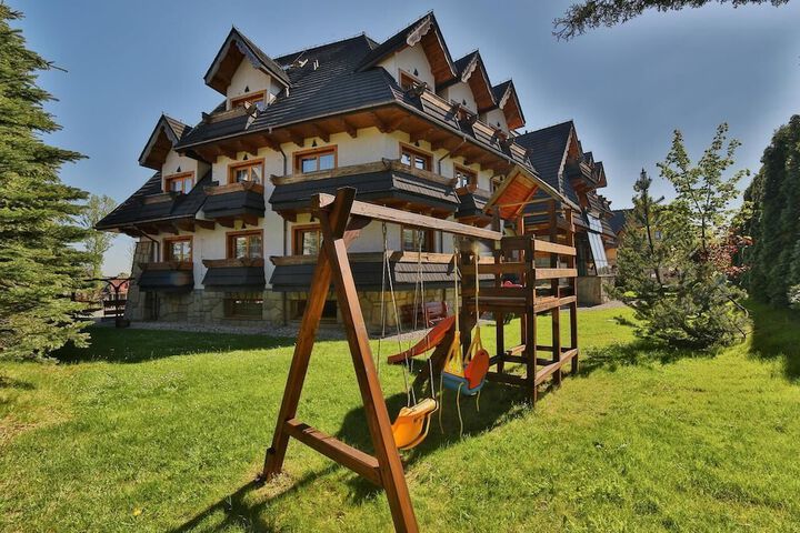Children's play area - outdoor