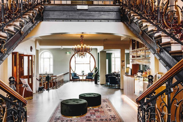 Lobby Entry