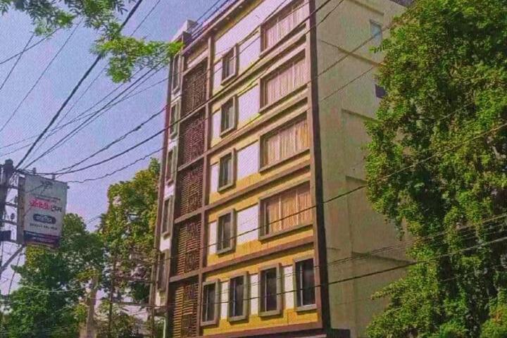 Hotel Paramveer