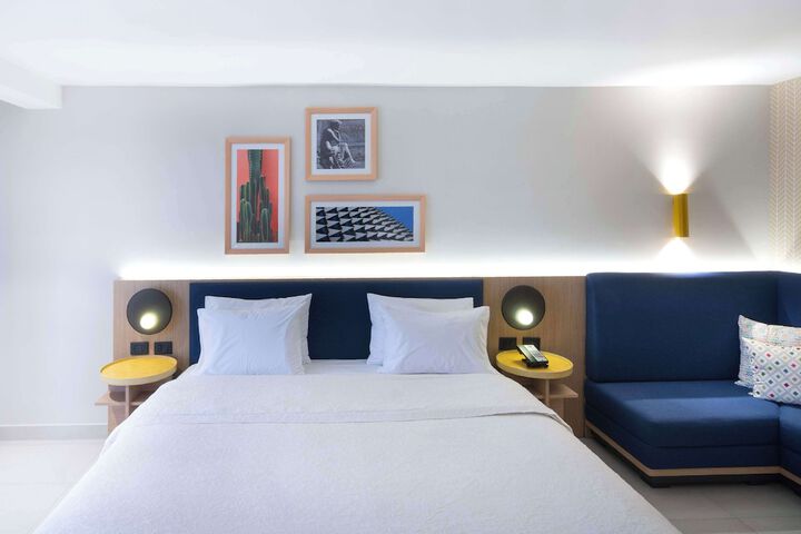Room 48 of 129