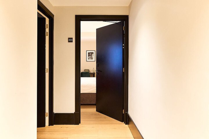 Room 7 of 56