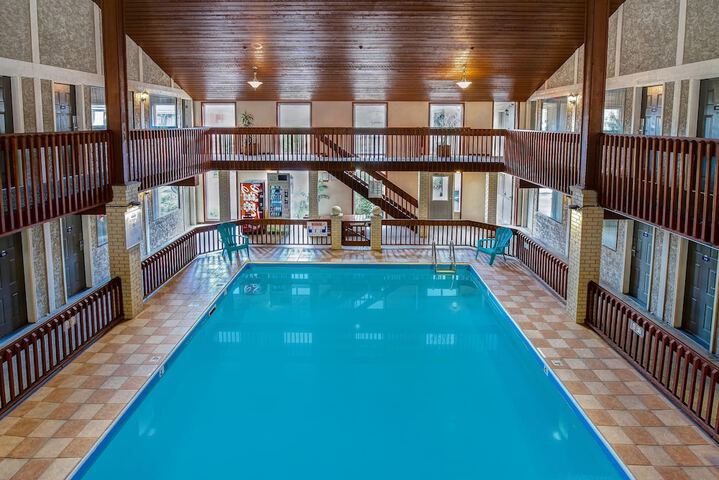 Pool 34 of 42