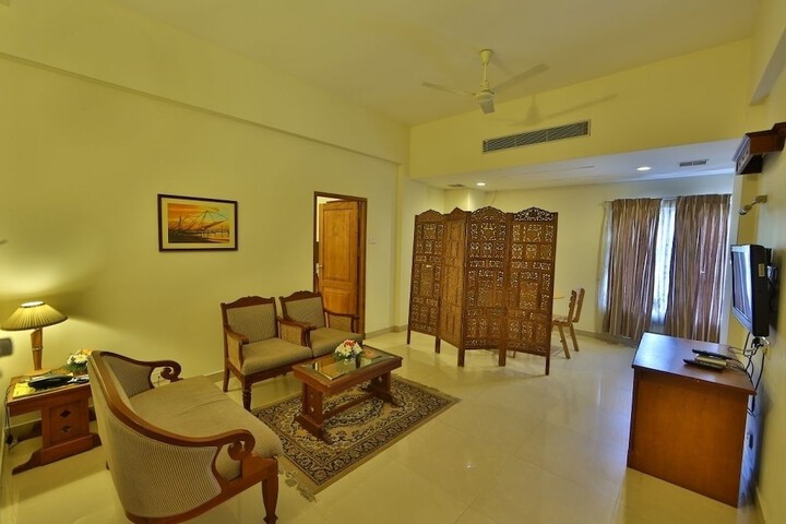 Room 15 of 30