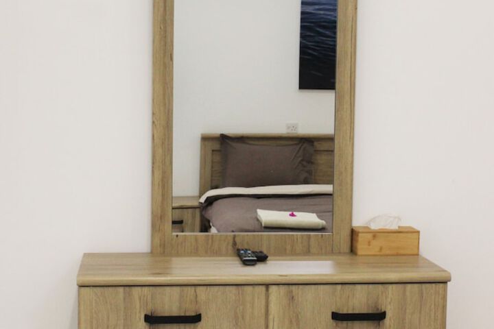 Room 7 of 46