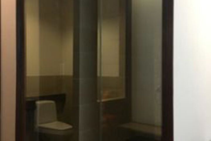 Room 2 of 34