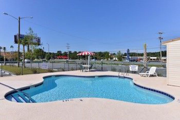 Pool 18 of 36