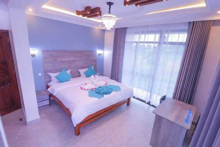 Room 5 of 27