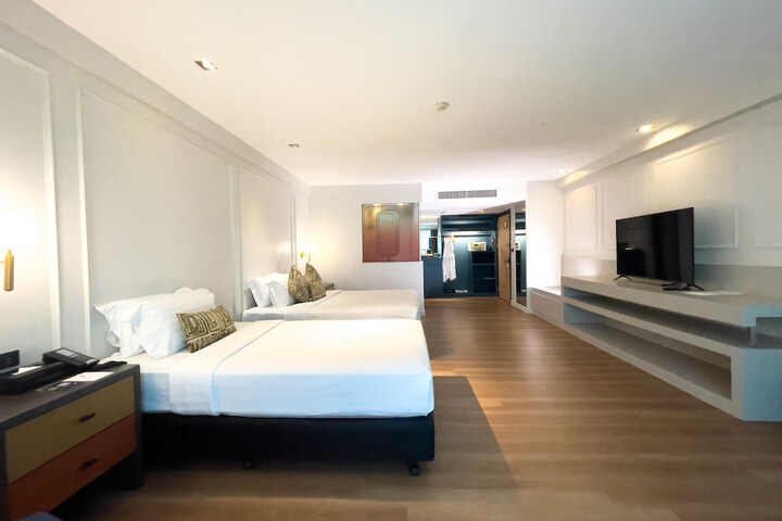 Room 26 of 58