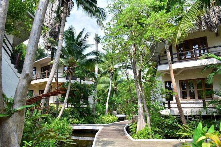 Hotel Exterior 114 of 114