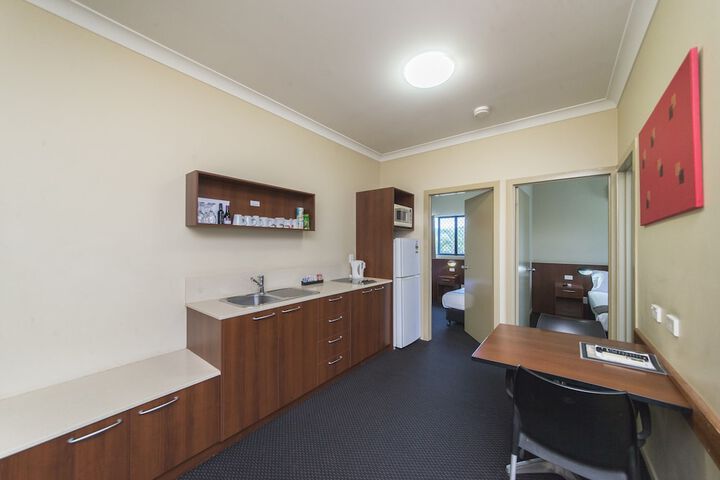 Room 5 of 74