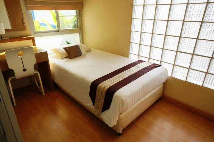 Room 13 of 88