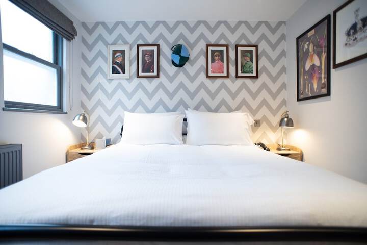 Room 38 of 64