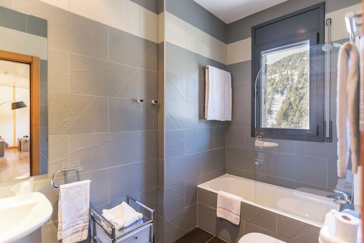 Bath Interior