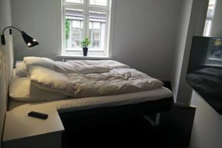 Room 15 of 31