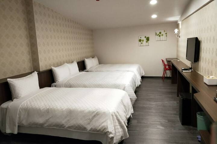 Room 17 of 78
