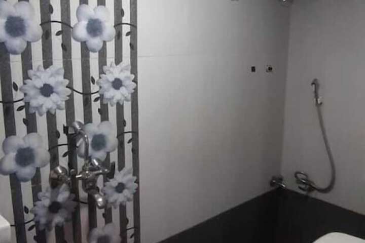 Room 19 of 32