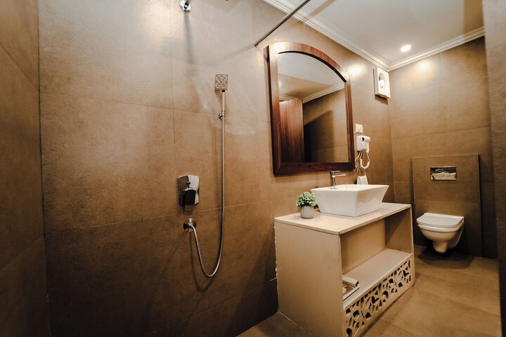 Room 42 of 53