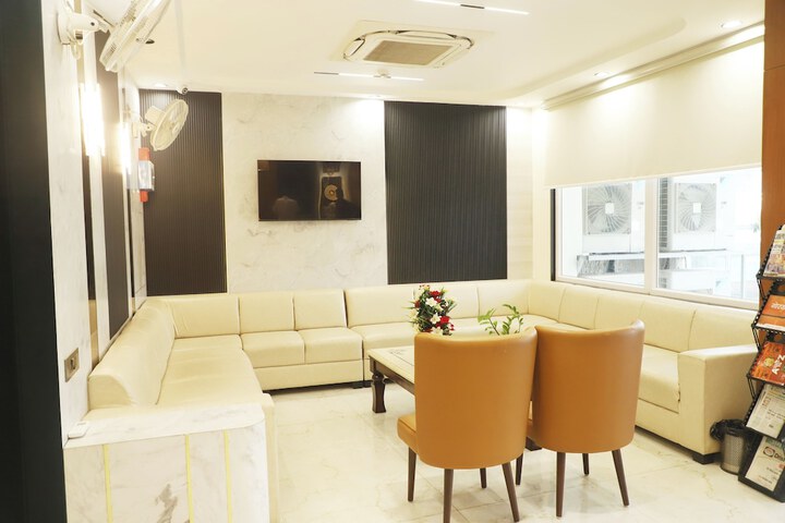 Hotel 5 of 6