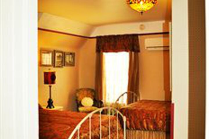 Room 16 of 39