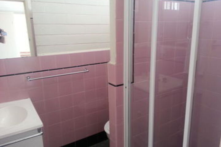 Room 2 of 20