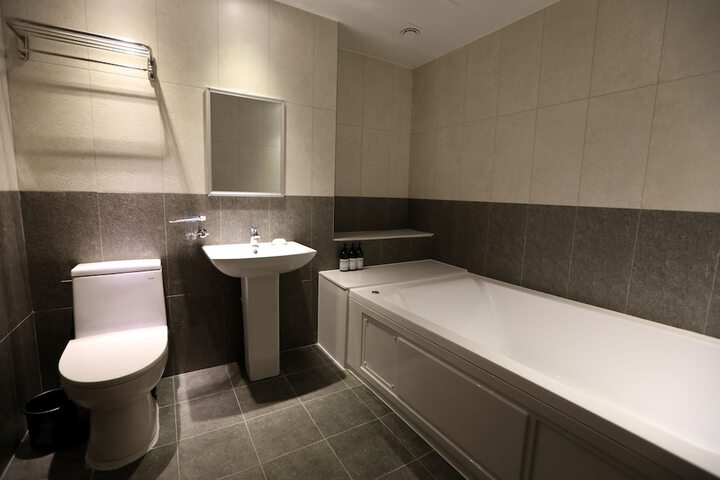 Room 20 of 23