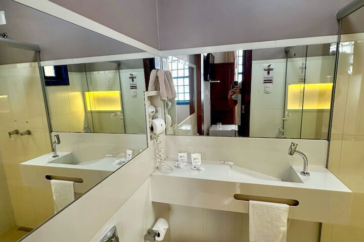 Clean Restrooms