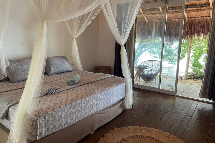 Room 5 of 36