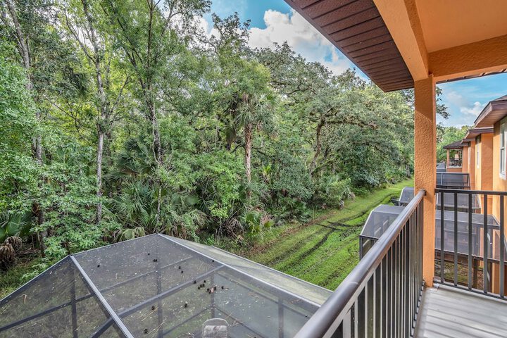 Property Grounds 41 of 51