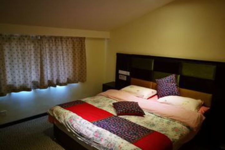 Caiyun Hotel