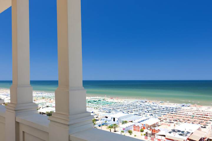 Hotel View 178 of 180