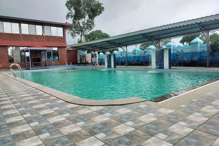 Pool 27 of 42