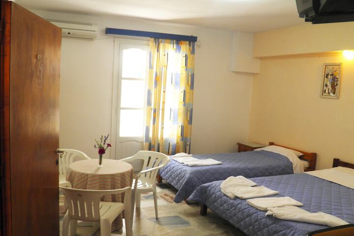 Room 3 of 58