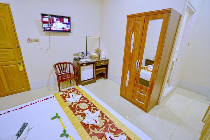 Room 13 of 41