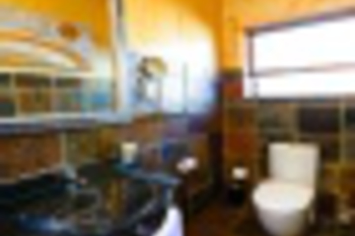 Room 51 of 252
