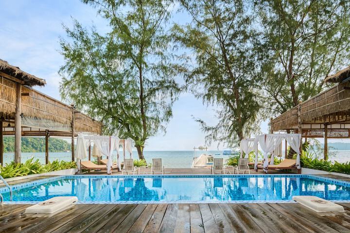 Eden Beach Resort by EHM