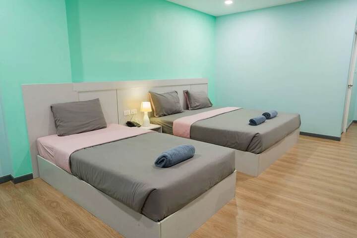 Room 16 of 23