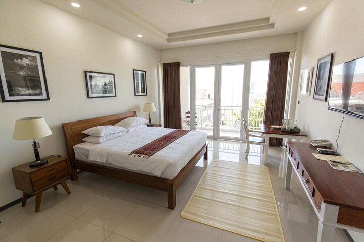 Room 18 of 34