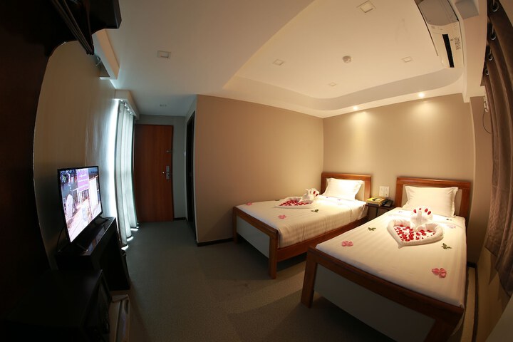 Room 19 of 57