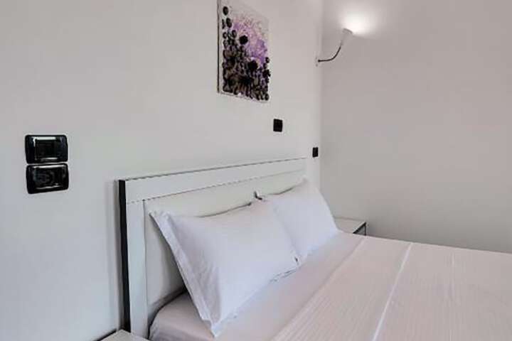 Room 30 of 57