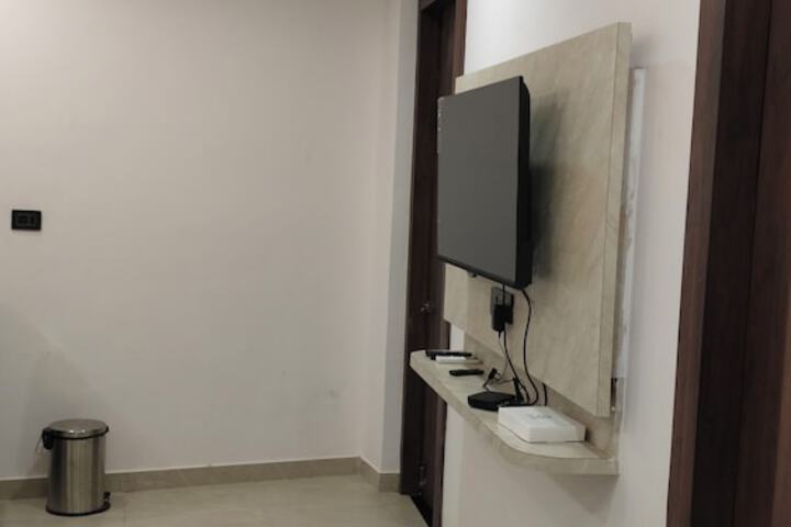 Room 30 of 118