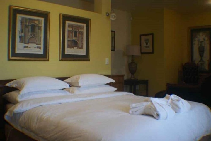 Room 10 of 69