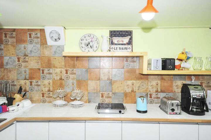 Photo 9