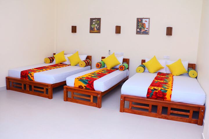 Room 10 of 66