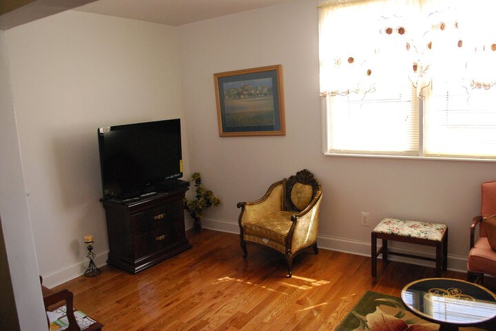 Room 27 of 35
