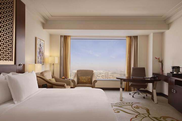 Room 37 of 113