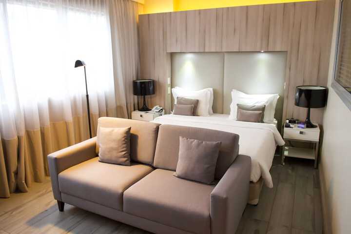 Room 32 of 110