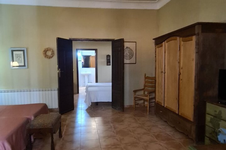 Room 22 of 80
