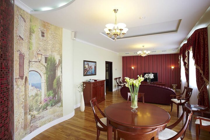 Room 16 of 55