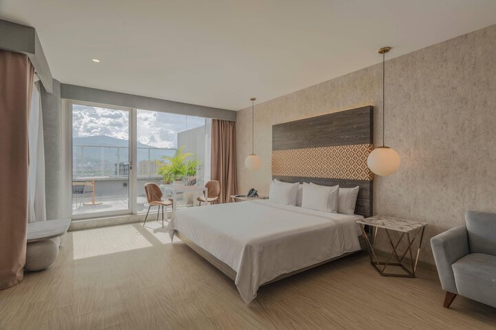 V Grand Hotel a member of Radisson Individuals in Medellín